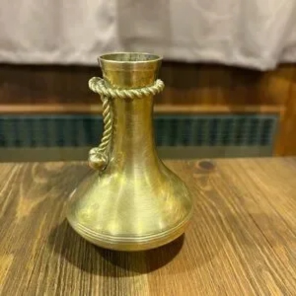 Vintage solid brass rope design bud vase - Picture 7 of 11